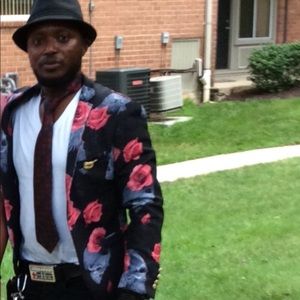 Meet your Posher, Francis